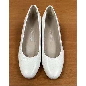 SAS Sophia Wedge Pumps White Italian Leather 9.5M Slip On Round Toe Comfort